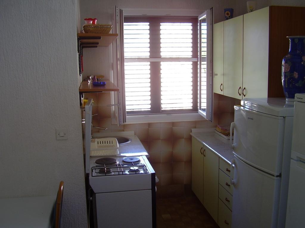 Petar Apartment Omiš Quarto foto
