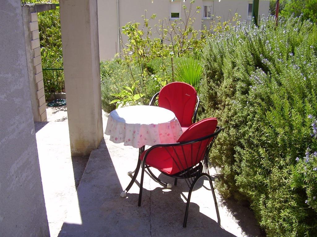 Petar Apartment Omiš Quarto foto